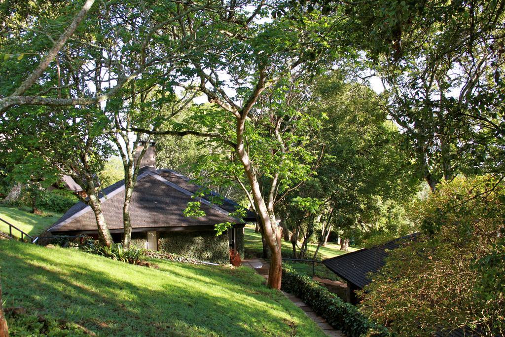 Hotel The Aberdare Country Club Mweiga Exterior foto